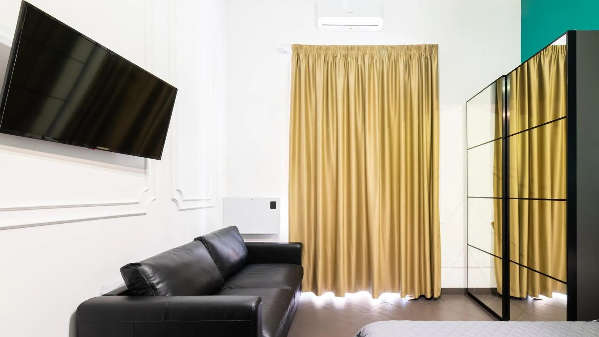 Appartamento Suite Sirena By Domusextra Napoli